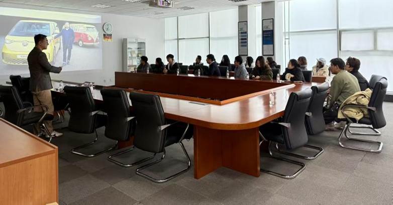 b2e716ca7f41b99fd2e687c3f7455ccb